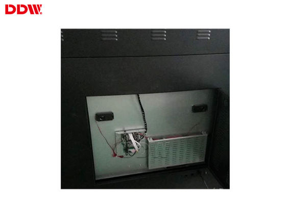 Digitale Signage van de restaurant Vrije Bevindende Kiosk 50/60 Herz, commerciële Digitale Signage ddw-AD6501SN van 500cd/van m2