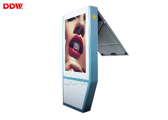 Waterdicht Pure Outdoor Digital Signage Floor Stand Touch Screen 55" 3600 Watt
